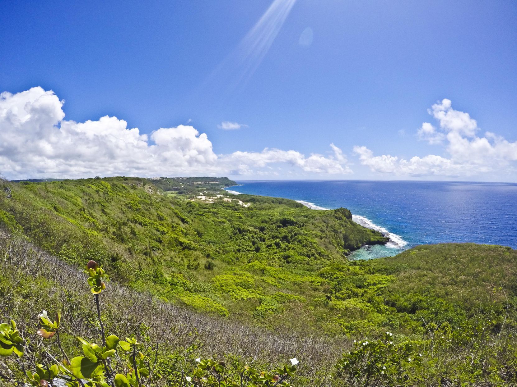 Fantastic views and fascinating reef life at Fadi'an Cove